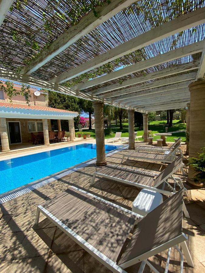 Nostrana Village Apartments Коскіну Екстер'єр фото