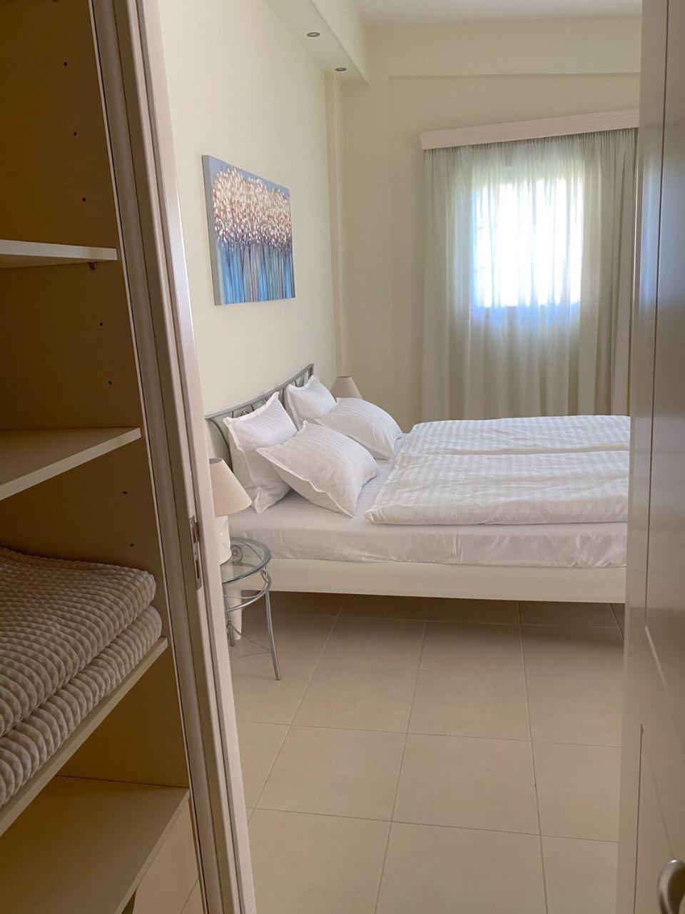 Nostrana Village Apartments Коскіну Номер фото