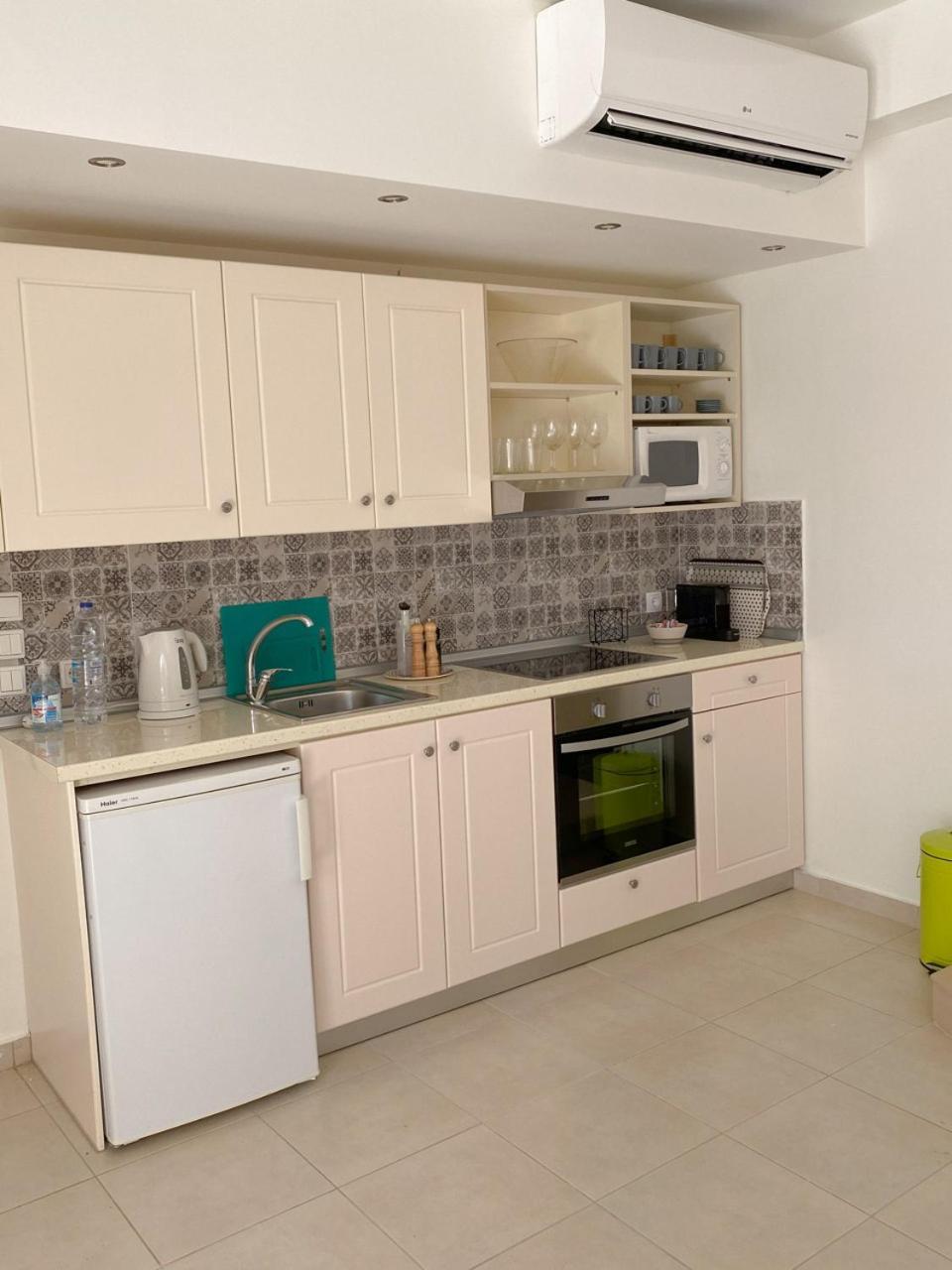 Nostrana Village Apartments Коскіну Номер фото