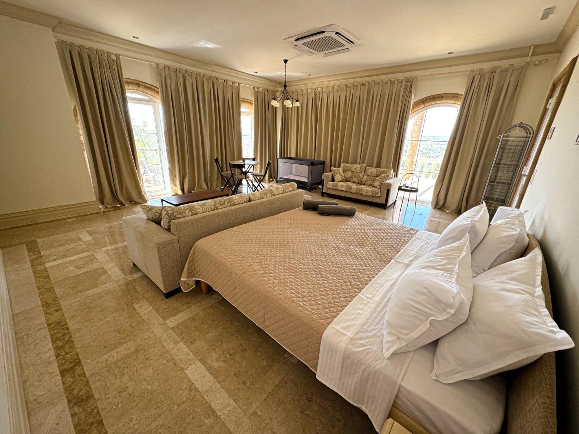 Nostrana Village Apartments Коскіну Екстер'єр фото